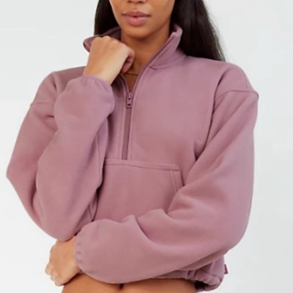 TNA dusty rose cropped fleece